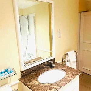 Triple Room Bathroom